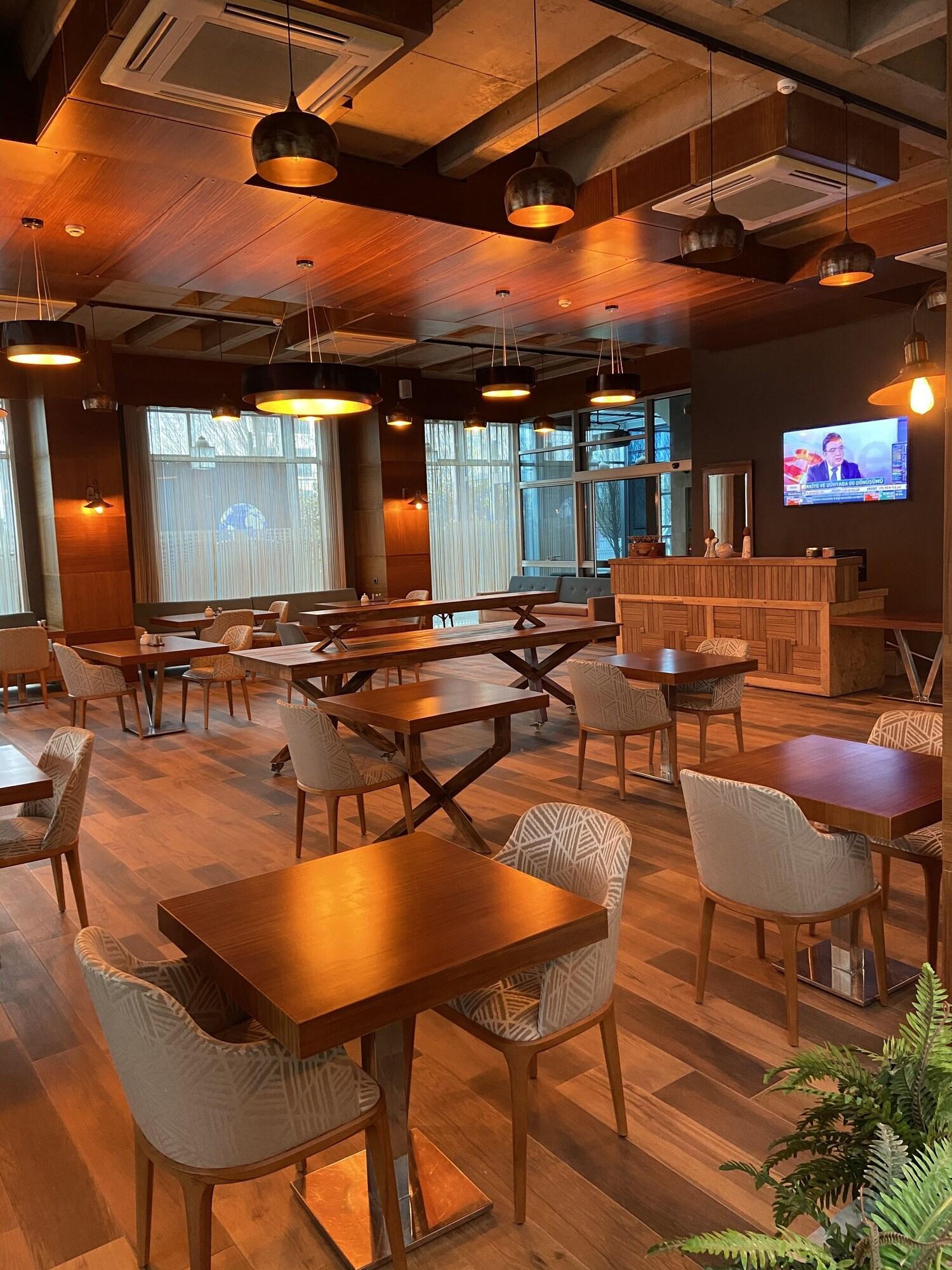 Discovery Hotel Istanbul Exterior photo