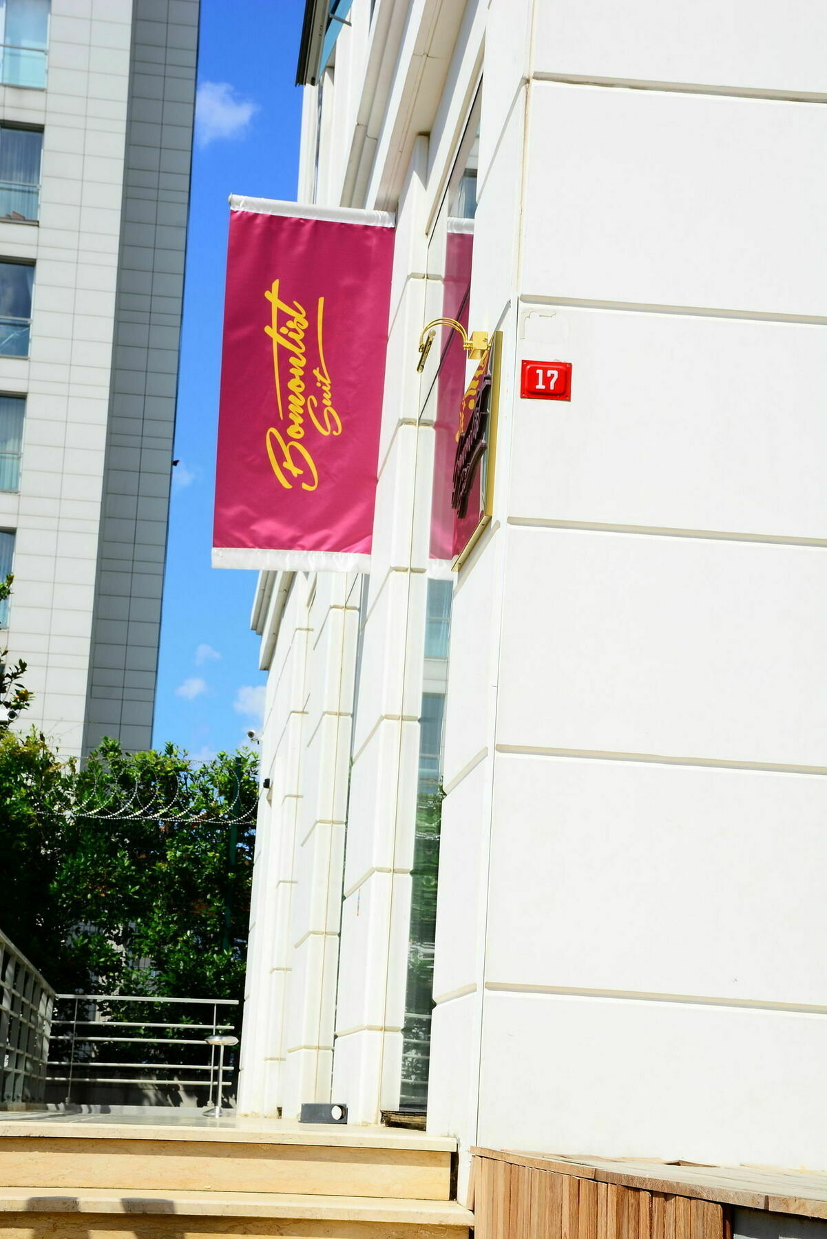 Discovery Hotel Istanbul Exterior photo