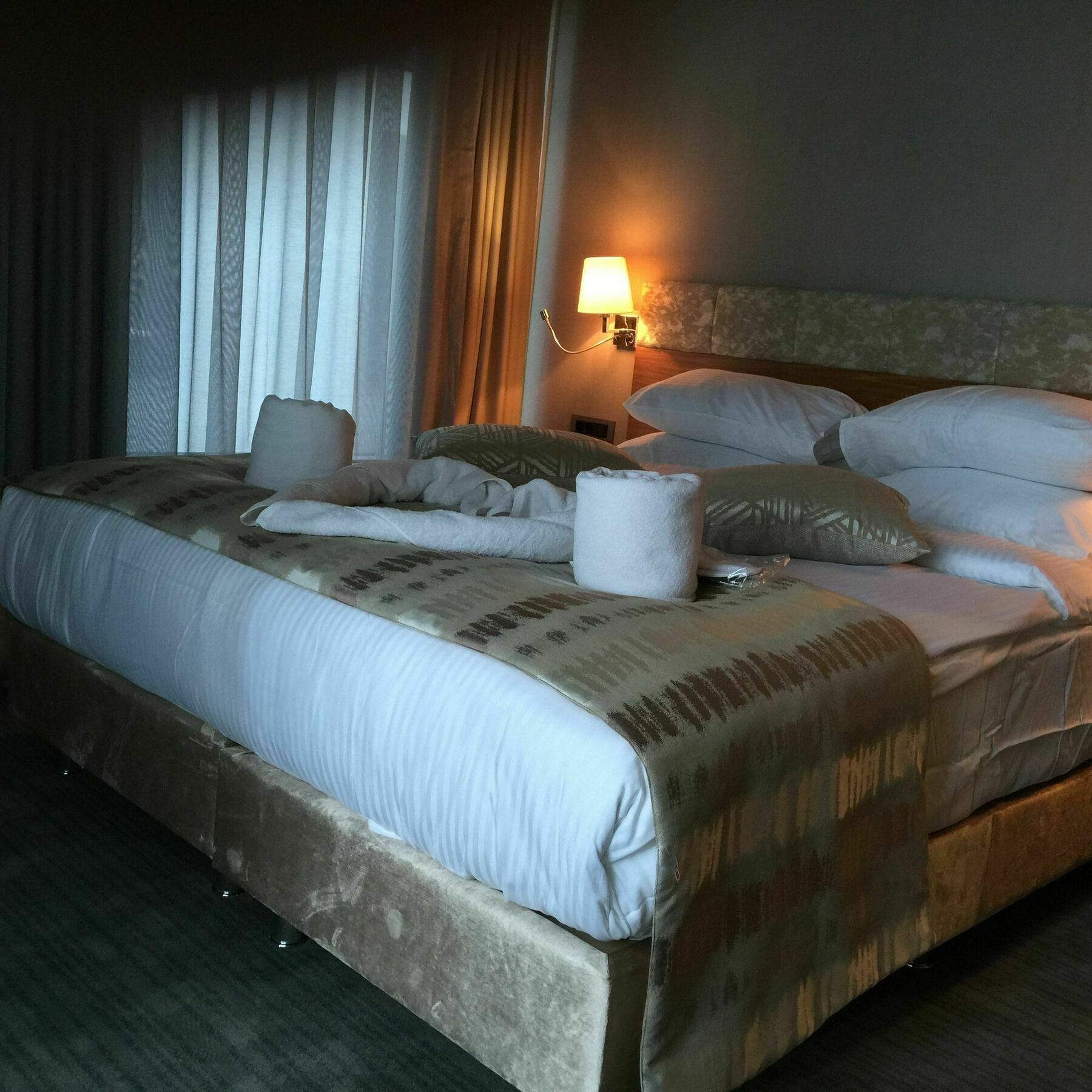 Discovery Hotel Istanbul Exterior photo