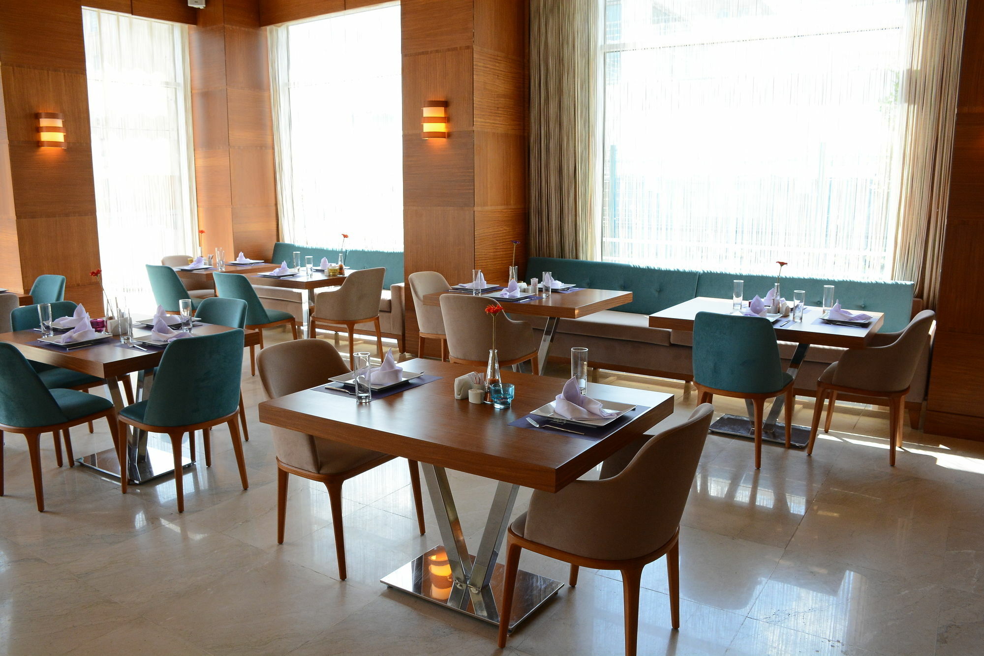 Discovery Hotel Istanbul Exterior photo