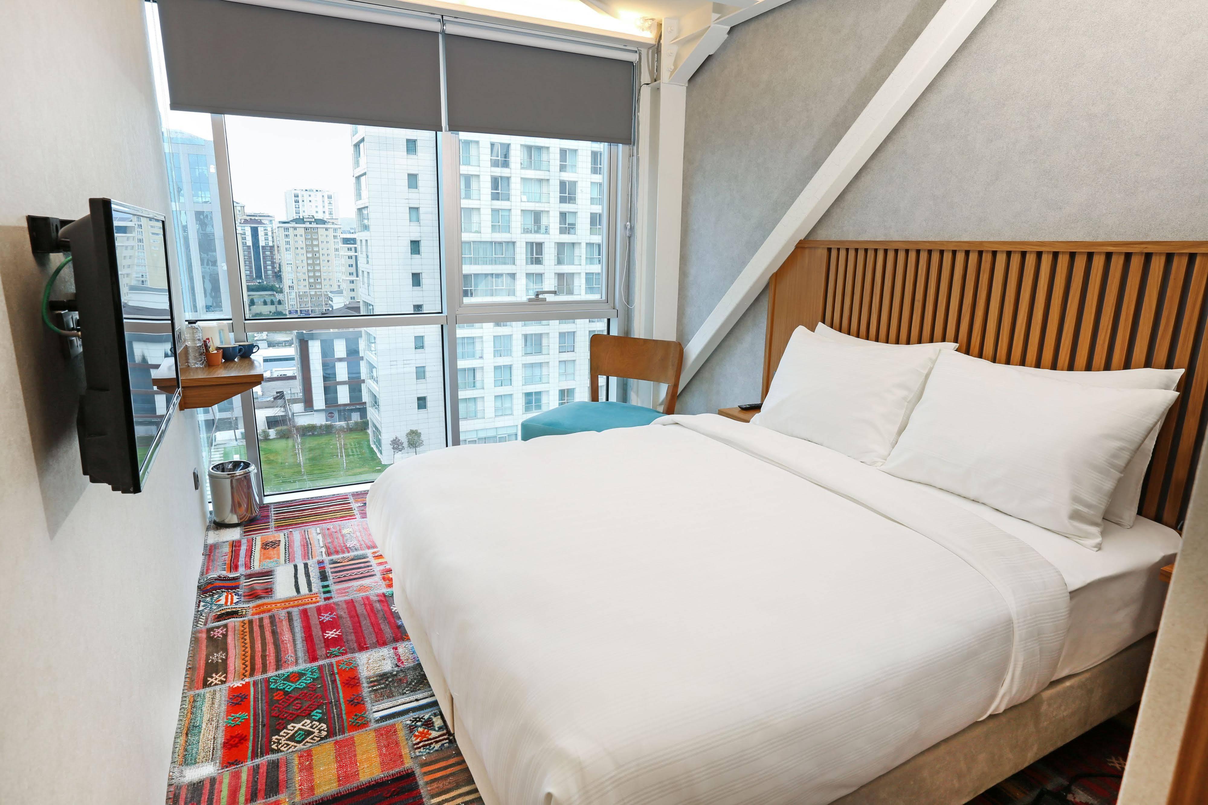 Discovery Hotel Istanbul Exterior photo